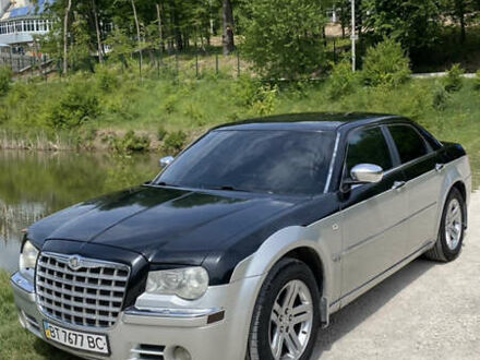 Сірий Крайслер 300C, об'ємом двигуна 2.74 л та пробігом 260 тис. км за 7300 $, фото 1 на Automoto.ua