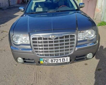 Сірий Крайслер 300C, об'ємом двигуна 3.5 л та пробігом 151 тис. км за 10000 $, фото 1 на Automoto.ua
