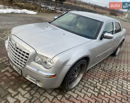 Серый Крайслер 300C, объемом двигателя 0 л и пробегом 130 тыс. км за 3999 $, фото 1 на Automoto.ua