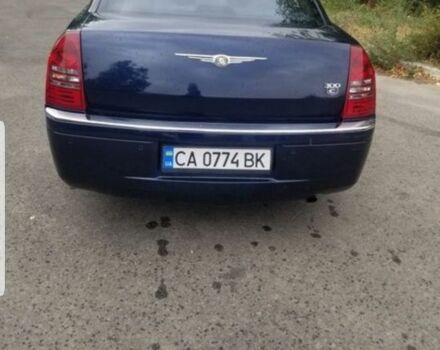 Синий Крайслер 300C, объемом двигателя 2.7 л и пробегом 150 тыс. км за 4740 $, фото 1 на Automoto.ua