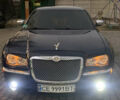 Синий Крайслер 300C, объемом двигателя 3.52 л и пробегом 380 тыс. км за 7777 $, фото 1 на Automoto.ua