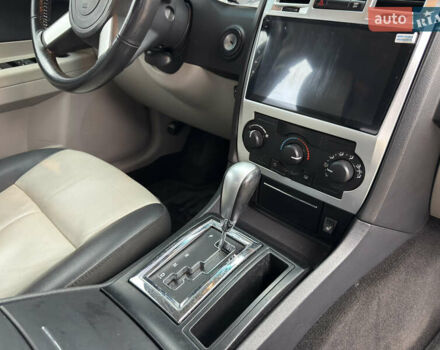 Синий Крайслер 300C, объемом двигателя 3.5 л и пробегом 150 тыс. км за 8700 $, фото 10 на Automoto.ua