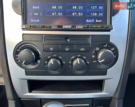 Синий Крайслер 300C, объемом двигателя 2.74 л и пробегом 220 тыс. км за 7600 $, фото 22 на Automoto.ua