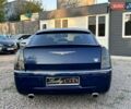 Синий Крайслер 300C, объемом двигателя 2.74 л и пробегом 220 тыс. км за 7600 $, фото 5 на Automoto.ua