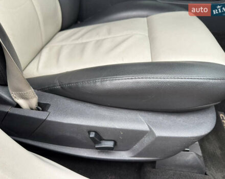 Синий Крайслер 300C, объемом двигателя 3.5 л и пробегом 150 тыс. км за 8700 $, фото 9 на Automoto.ua