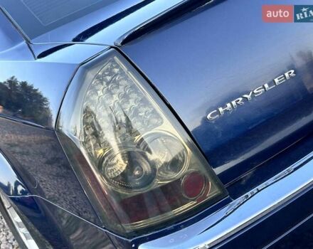 Синий Крайслер 300C, объемом двигателя 2.74 л и пробегом 220 тыс. км за 7600 $, фото 10 на Automoto.ua
