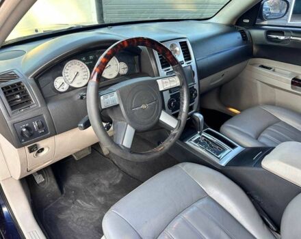 Синій Крайслер 300C, об'ємом двигуна 2.7 л та пробігом 220 тис. км за 7600 $, фото 12 на Automoto.ua