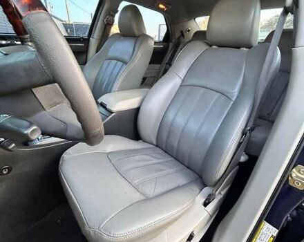 Синий Крайслер 300C, объемом двигателя 2.74 л и пробегом 220 тыс. км за 7600 $, фото 16 на Automoto.ua