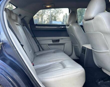 Синій Крайслер 300C, об'ємом двигуна 2.7 л та пробігом 220 тис. км за 7600 $, фото 20 на Automoto.ua