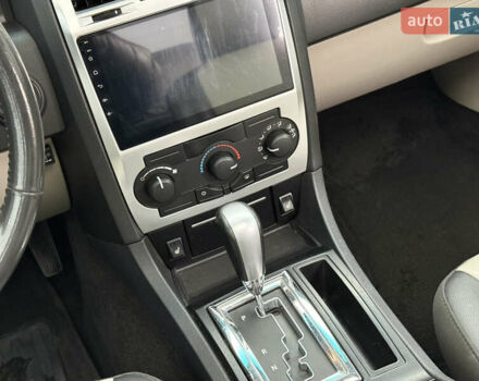 Синий Крайслер 300C, объемом двигателя 3.5 л и пробегом 150 тыс. км за 8700 $, фото 22 на Automoto.ua