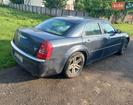 Синий Крайслер 300C, объемом двигателя 3 л и пробегом 398 тыс. км за 6000 $, фото 4 на Automoto.ua