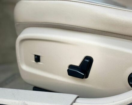 Синій Крайслер 300C, об'ємом двигуна 3 л та пробігом 159 тис. км за 6800 $, фото 12 на Automoto.ua