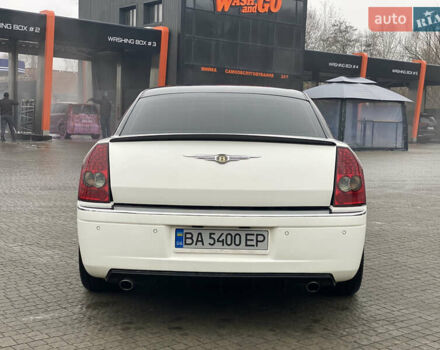 Зеленый Крайслер 300C, объемом двигателя 3.52 л и пробегом 225 тыс. км за 8500 $, фото 7 на Automoto.ua