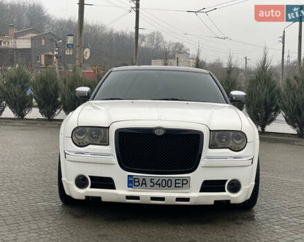 Зеленый Крайслер 300C, объемом двигателя 3.52 л и пробегом 225 тыс. км за 8500 $, фото 2 на Automoto.ua