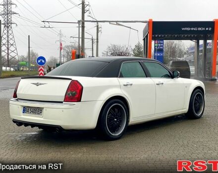 Зеленый Крайслер 300C, объемом двигателя 3.5 л и пробегом 225 тыс. км за 9200 $, фото 13 на Automoto.ua