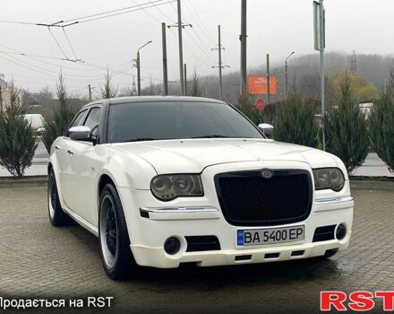 Зеленый Крайслер 300C, объемом двигателя 3.5 л и пробегом 225 тыс. км за 9200 $, фото 11 на Automoto.ua