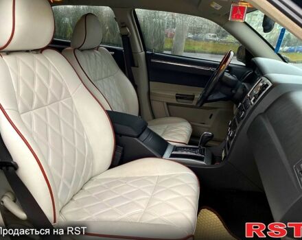 Зеленый Крайслер 300C, объемом двигателя 3.5 л и пробегом 225 тыс. км за 9200 $, фото 6 на Automoto.ua