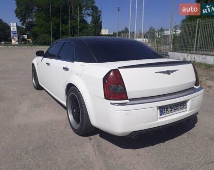 Зеленый Крайслер 300C, объемом двигателя 3.52 л и пробегом 300 тыс. км за 7700 $, фото 2 на Automoto.ua