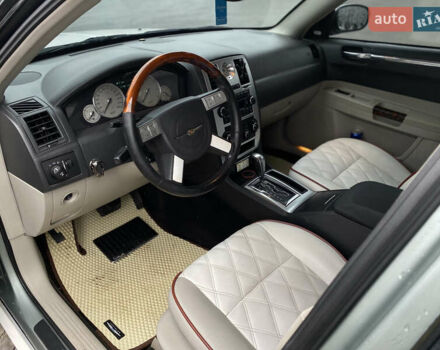 Зеленый Крайслер 300C, объемом двигателя 3.52 л и пробегом 225 тыс. км за 8500 $, фото 12 на Automoto.ua