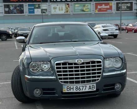 Зелений Крайслер 300C, об'ємом двигуна 3.5 л та пробігом 188 тис. км за 9100 $, фото 2 на Automoto.ua