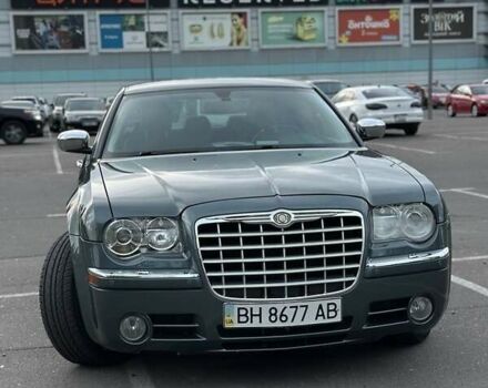 Крайслер 300C 2005 в Одессе на Automoto.ua Зеленый Крайслер 300C, объемом двигателя 3.5 л и пробегом 188 тыс. км за 9100 $, фото 1 на Automoto.ua