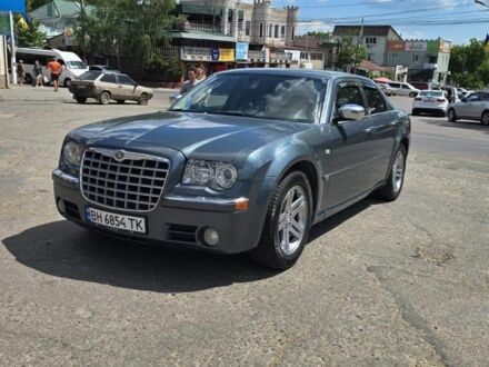 Крайслер 300C 2006 в Черноморске (Ильичевске) на Automoto.ua Зеленый Крайслер 300C, объемом двигателя 2.7 л и пробегом 173 тыс. км за 9280 $, фото 1 на Automoto.ua
