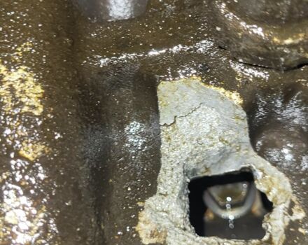 Бежевый Крайслер 300М, объемом двигателя 2.7 л и пробегом 312 тыс. км за 1350 $, фото 13 на Automoto.ua