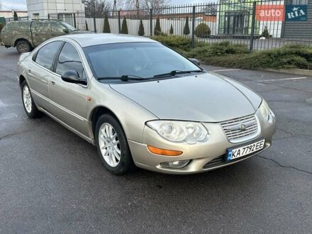 Крайслер 300М 2004 у Сумах на Automoto.ua Бежевий Крайслер 300М, об'ємом двигуна 2.74 л та пробігом 259 тис. км за 3499 $, фото 1 на Automoto.ua