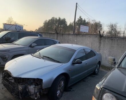 Серый Крайслер 300М, объемом двигателя 2.7 л и пробегом 280 тыс. км за 2000 $, фото 4 на Automoto.ua