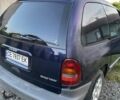 Синий Крайслер 300М, объемом двигателя 2.5 л и пробегом 380 тыс. км за 2104 $, фото 2 на Automoto.ua