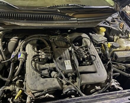 Синий Крайслер 300М, объемом двигателя 3.5 л и пробегом 320 тыс. км за 2999 $, фото 8 на Automoto.ua