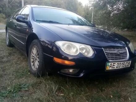 Крайслер 300М 1999 в Каменское - Днепродзержинск на Automoto.ua Синий Крайслер 300М, объемом двигателя 0 л и пробегом 280 тыс. км за 2416 $, фото 1 на Automoto.ua