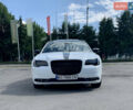 Білий Крайслер 300 S, об'ємом двигуна 3.6 л та пробігом 65 тис. км за 20000 $, фото 14 на Automoto.ua