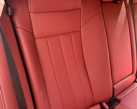 Білий Крайслер 300 S, об'ємом двигуна 3.6 л та пробігом 65 тис. км за 20000 $, фото 38 на Automoto.ua