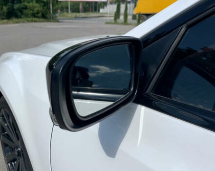 Білий Крайслер 300 S, об'ємом двигуна 3.6 л та пробігом 65 тис. км за 20000 $, фото 24 на Automoto.ua