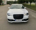 Белый Крайслер 300 S, объемом двигателя 3.6 л и пробегом 38 тыс. км за 24999 $, фото 1 на Automoto.ua