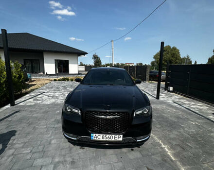 Черный Крайслер 300 S, объемом двигателя 3.6 л и пробегом 160 тыс. км за 12900 $, фото 6 на Automoto.ua