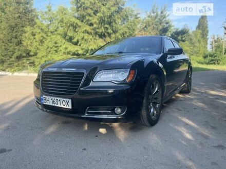 Крайслер 300 S 2014 в Киеве на Automoto.ua Черный Крайслер 300 S, объемом двигателя 3.6 л и пробегом 180 тыс. км за 15900 $, фото 1 на Automoto.ua