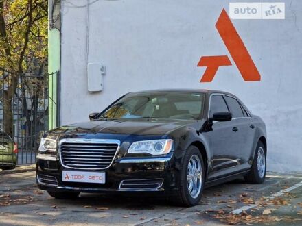 Крайслер 300 S 2014 у Одесі на Automoto.ua Чорний Крайслер 300 S, об'ємом двигуна 3.61 л та пробігом 191 тис. км за 14580 $, фото 1 на Automoto.ua