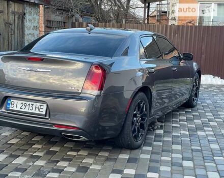 Сірий Крайслер 300 S, об'ємом двигуна 3.6 л та пробігом 132 тис. км за 13800 $, фото 59 на Automoto.ua