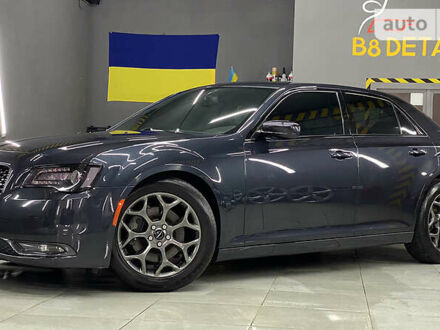 Крайслер 300 S 2016 у Києві на Automoto.ua Сірий Крайслер 300 S, об'ємом двигуна 3.6 л та пробігом 108 тис. км за 14500 $, фото 1 на Automoto.ua