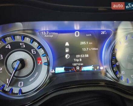 Белый Крайслер 300, объемом двигателя 3.6 л и пробегом 134 тыс. км за 17500 $, фото 16 на Automoto.ua