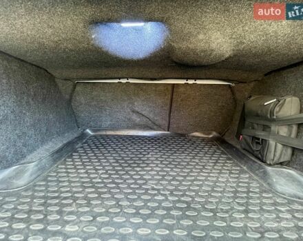 Білий Крайслер 300, об'ємом двигуна 5.65 л та пробігом 206 тис. км за 21000 $, фото 35 на Automoto.ua