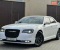 Крайслер 300 2017 у Володимир-Волинський на Automoto.ua Білий Крайслер 300, об'ємом двигуна 3.6 л та пробігом 184 тис. км за 12999 $, фото 33 на Automoto.ua