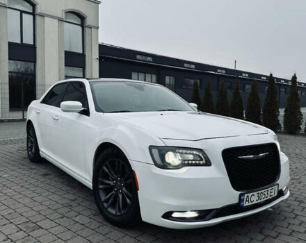 Білий Крайслер 300, об'ємом двигуна 3.6 л та пробігом 184 тис. км за 12999 $, фото 3 на Automoto.ua