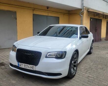 Білий Крайслер 300, об'ємом двигуна 3.6 л та пробігом 95 тис. км за 15500 $, фото 12 на Automoto.ua