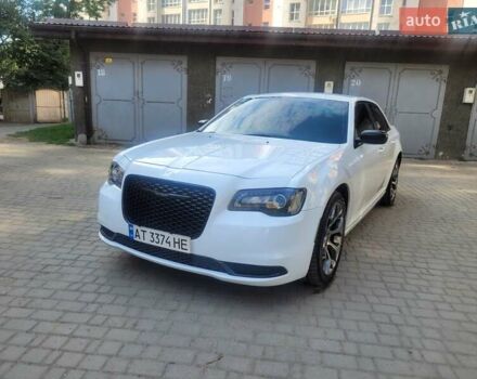 Білий Крайслер 300, об'ємом двигуна 3.6 л та пробігом 95 тис. км за 15500 $, фото 23 на Automoto.ua