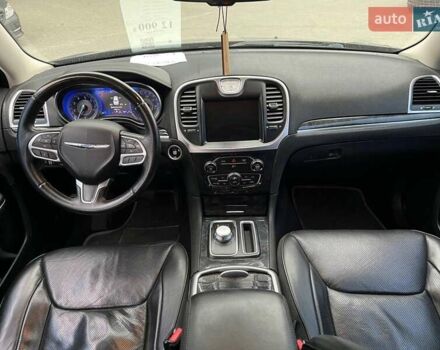 Черный Крайслер 300, объемом двигателя 3.6 л и пробегом 72 тыс. км за 12730 $, фото 29 на Automoto.ua