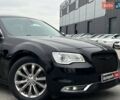 Черный Крайслер 300, объемом двигателя 3.6 л и пробегом 72 тыс. км за 12730 $, фото 2 на Automoto.ua