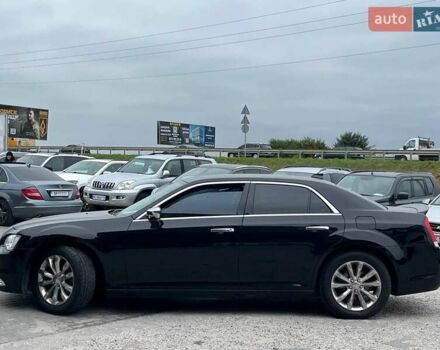 Черный Крайслер 300, объемом двигателя 3.6 л и пробегом 72 тыс. км за 12730 $, фото 13 на Automoto.ua